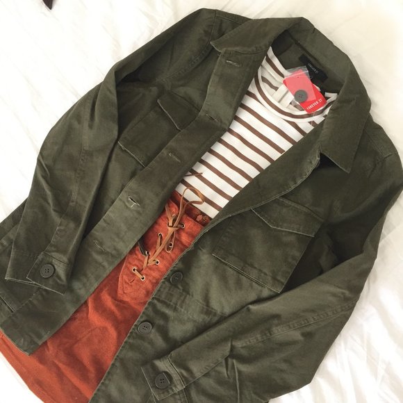 NWOT F21 Classic Striped Cream Brown Long Sleeve Shirt - Picture 2 of 5